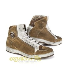 Schuhe Sneakers mit dem