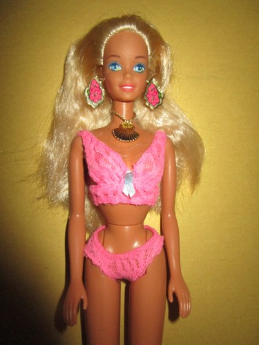 900 blonde vintage barbie - blonde,