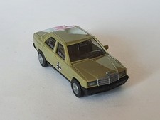 Mercedes Benz  190E Logo Bundeswehr von Herpa Modellauto (2A)
