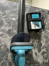 Makita 18V Akku-Heckenschere DUH523 + 1x Akku + 1x Ladegerät