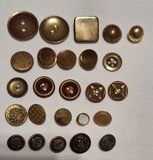 18. Konvolut: 20 alte Knöpfe