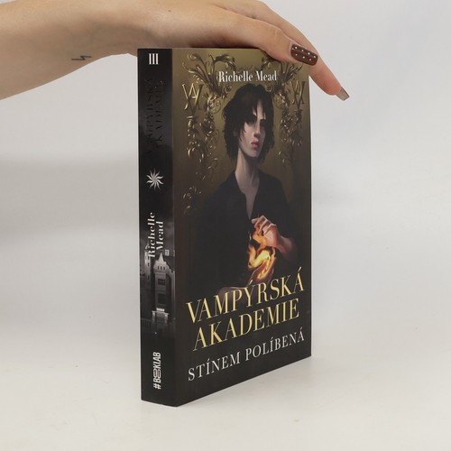 Vampýrská akademie stínem - akademie.,