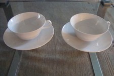 KPM Feldblume 2 Tassen mit Untertassen, sehr guter Zustand 1. Wahl