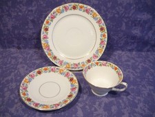 Kaffeegedeck Teegedeck mit Blütenkranz Bavaria Schumann 3-teilig 1920er Jahre