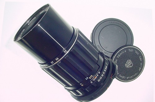 Pentax 135 4 macro - f/4,