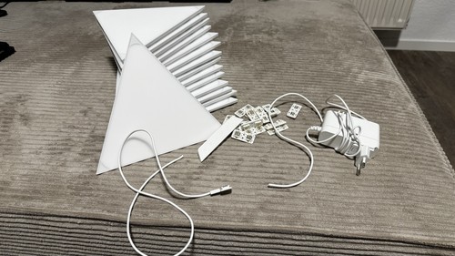 Nanoleaf shapes triangles - nanoleaf,