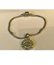 Poker Chip TG254 an einem silbernen rhodinierten Schlangenarmband 