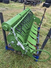 Krone Pick-Up MS315CPS/4 271011230 Rollenniederhalter Montiert Motor Presse