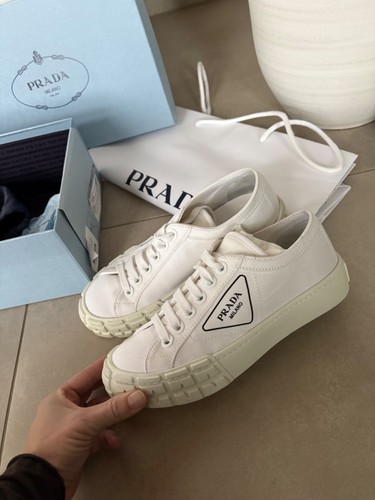 Prada milano sneaker plateau - prada,