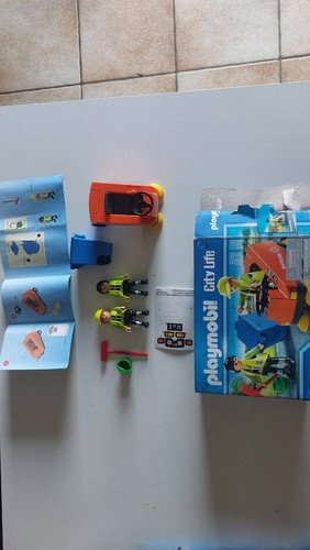 Playmobile city life 70203 - city,