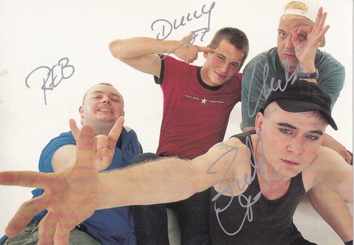 Autogramm the bates - the,