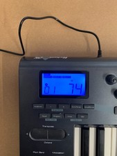 BESCHÄDIGTER M-Audio AXIOM 25