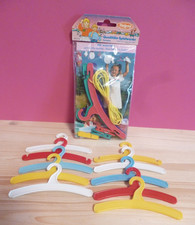 Puppen Kleiderbügel mit  Wäscheleine Set neu + 10 Kleiderbügel - älter Heless