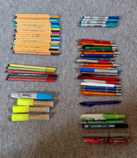Kugelschreiber / Stifte von Stabilo / Textmarker usw in verschiedenen Farben