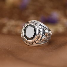 F05 Ring Drache und Raubkatze