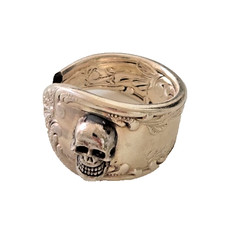 Ungewöhnlicher Ring