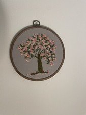 Handgefertigte Stickerei Kunst