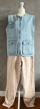 Karl Kani Herren Gr. S / M Set 2 tlg. Jeans Weste / Jogginghose beige Signatur