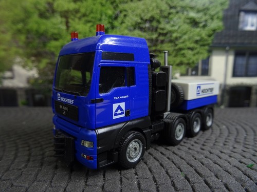 Herpa man 4achs zugmaschine - man,