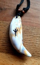 Zahn Runen Algiz Fenris