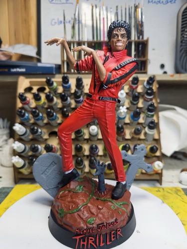 Michael jackson figure - ,