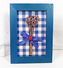 Lavendel getrocknet mit Marienkäfer und Schleife Dekobild Bild blauer Holzrahmen