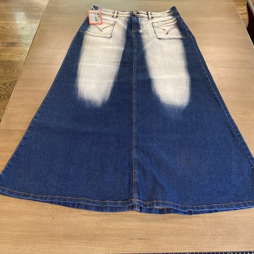 Nwt zinnia skirt women - nwt,