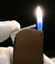Antique Lighter { WIN Laque