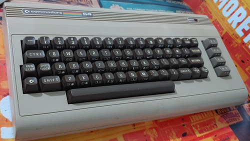 Commodore c64 brotkasten - 64,