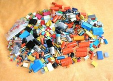 Sortiment Kondensatoren / Elkos Gebraucht/Ungeprüft