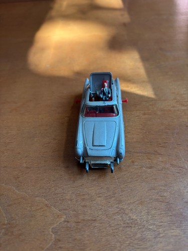 Aston martin db5 silber - martin,