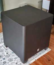 Aktiver Downfire Subwoofer aus dem JBL Cinema 610 Heimkinosystem * 100 Watt RMS