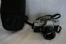 Minolta SRT 303 und Minolta Objektiv Lens MD Rokkor 50mm Festbrennweite 1,7 Top