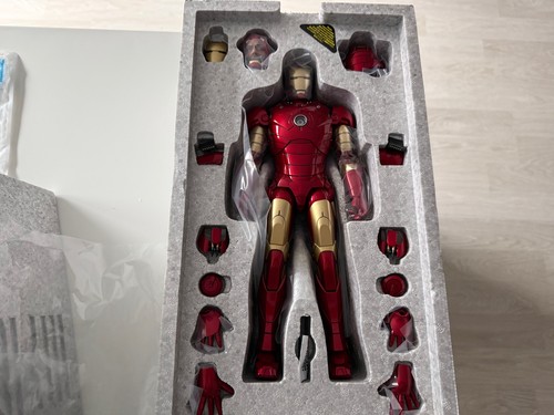 Hot toys iron man mark - hot,