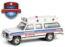 CHEVROLET Suburban - EMS - 1991 - Ambulance - Greenlight 1:64