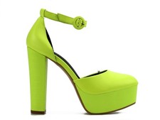 Neonfarbene Plateau-Heels für