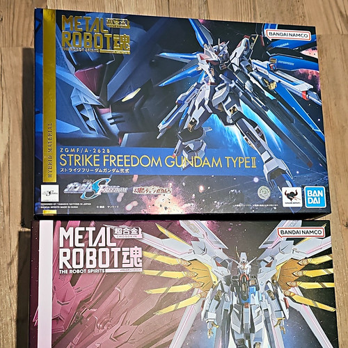 Bandai metal robot - metal,