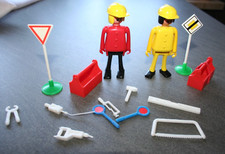 2 Stück Play Bic Figuren