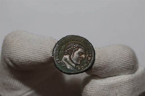Roman constantine salvis - -,