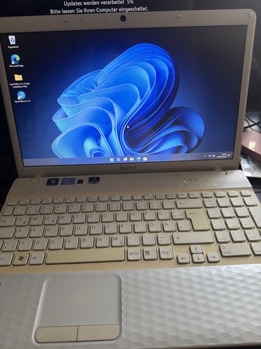 Sony vaio laptop - i5, ram