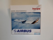 Herpa Wings  1:500  Airbus  A320 Airbus House Colors First Flight Liv.  502139