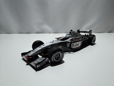 1:18 McLaren Mercedes Mp4-17