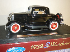 US-Oldtimer *FORD 3 Window 1932* - Die Cast Modellauto, Road Legends 1:18 in OVP