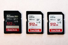 1x Sandisk SD Extreme pro 512 GB, 2x Sandisk SD Karten Ultra 512GB