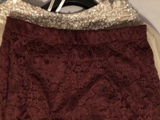 Damen Rock aus Spitze rot Maxi