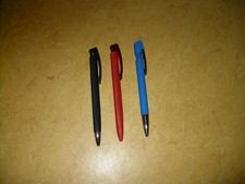 3 St. Kugelschreiber bunt  UMA
