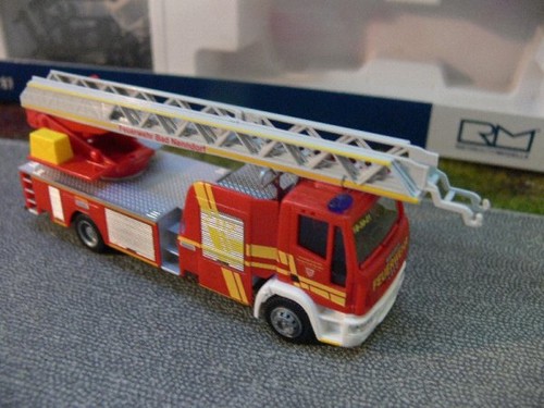 Rietze magirus dlk 32 - 1/87,