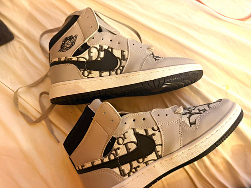 Dior air jordan mid - air,