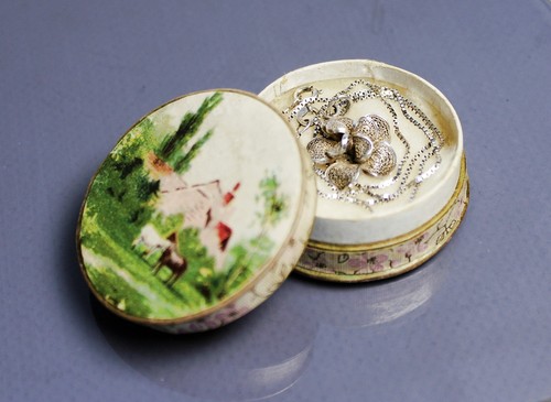 Antike zier pappschachtel mit - zier-,
