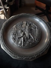 Zinnteller Wanddekoration